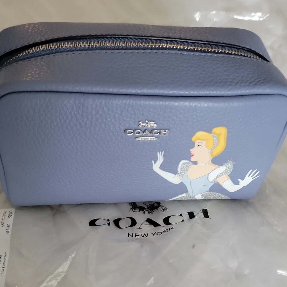 Coach X Disney Cinderella Pebbled Blue Leather Cosmetic Bag - Picture 9 of 10